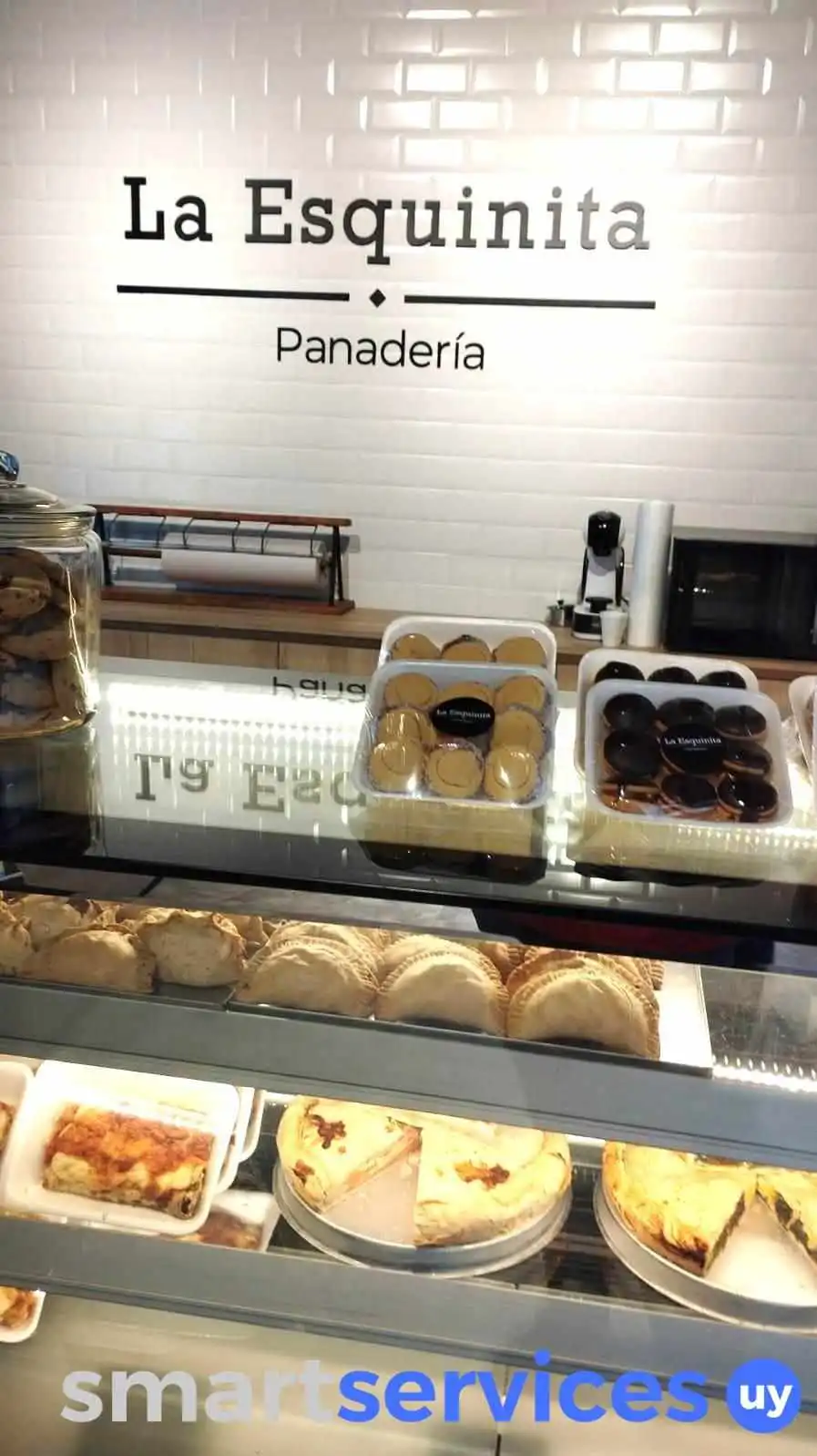 La Esquinita Panadería y Confitería - 12200 Montevideo La Esquinita Panadería y Confitería - 12200 Montevideo