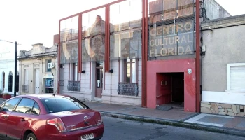 Biblioteca Municipal - 94000 Florida