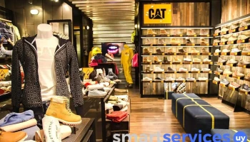 Cat - Tres Cruces Shopping