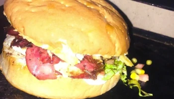 El Local Burguer y Pizzeria - 40000 Rivera