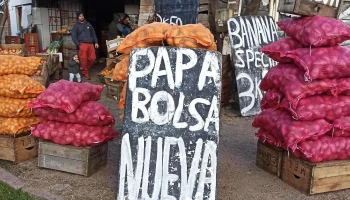 El puesto de frutas y verduras más barato de la paz - 12400 La Paz