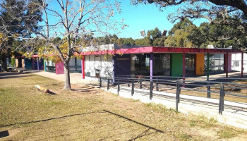 Escuela N° 190 - Australia - Montevideo
