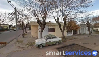 Esquina Manuel Pérez Castellanos y José Artigas - 97000 Durazno