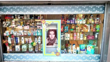 Farmacia Pigalle 4 - Tomás Diago Esq