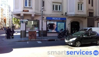 Farmacia Pigalle suc. Lyon - Montevideo