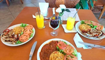 Flor de loto Resto Bar Coffe - 20200 Piriápolis Flor de loto Resto Bar Coffe - 20200 Piriápolis