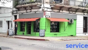 Mercado Burgues - 11800 Montevideo