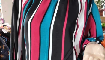 Mercería y Arreglos de Ropa. Costurera. Se hacen trajes de Religión - Montevideo