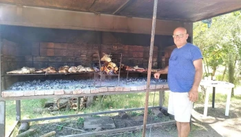 Parrilla Tomi y Luna - Alvarez Sanchez
