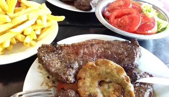 Parrillada El Viejo Telurio - Andrés Lamas