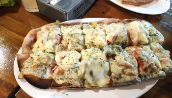 Pizzería La Bigornia - 80100 Libertad Pizzería La Bigornia - 80100 Libertad