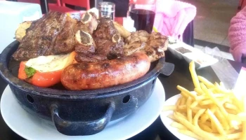 Pizzería La Redonda - 11400 Montevideo Pizzería La Redonda - 11400 Montevideo