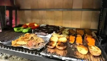 Pizzería y Parrillada Doneze - 30000 Minas