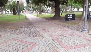 Plaza Artigas - 75100 Dolores