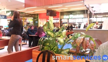 Plaza de comidas Tres Cruces - 11200 Montevideo Plaza de comidas Tres Cruces - 11200 Montevideo