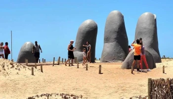 Punta del Este (via Colonia) - Punta Del Este