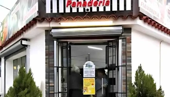Tino's - Cdad. De Young Esquina