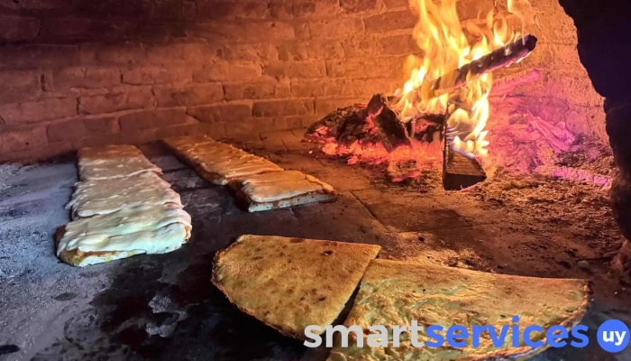 A lo’ Amaral - Pizzería - Cam. Al Parque Bonomi