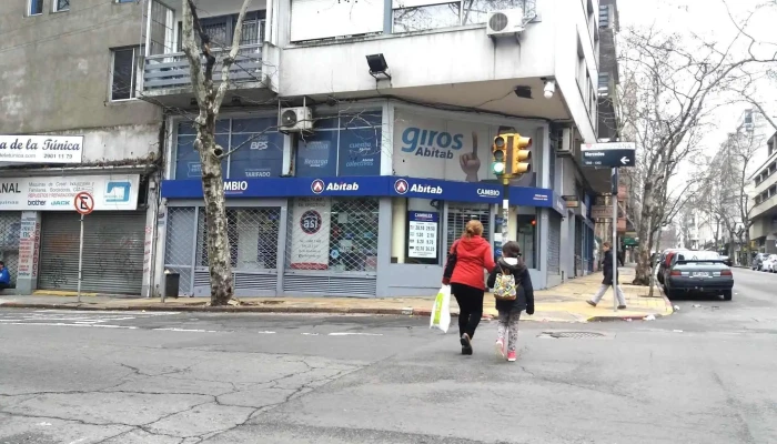 Abitab 70 -  01 Horario - Montevideo