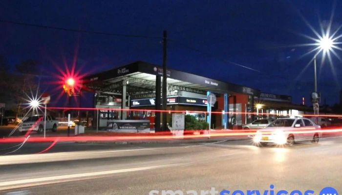 Auto Punto -  Gomeria Alineacion Lubricentro Neumaticos Filtros Baterias Punta Del Este - Punta del Este