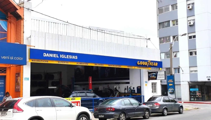 Autocentro Goodyear -  Daniel Iglesias Tienda De Neumaticos - Montevideo