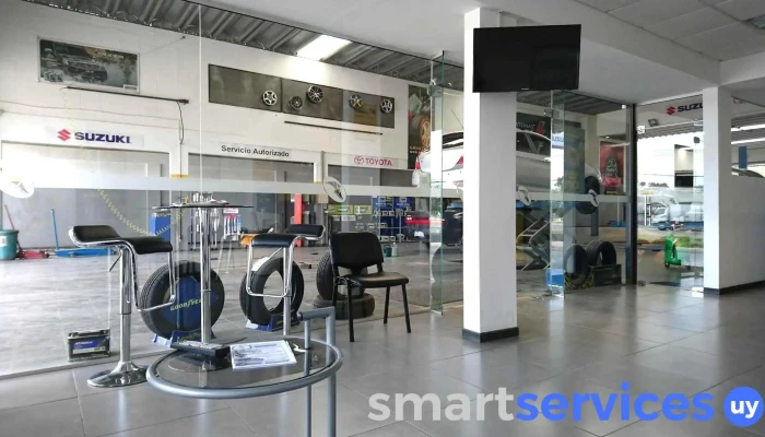 Autocentro Goodyear Lagomar -  Interior - Ciudad de la Costa