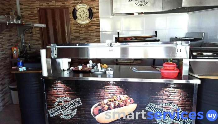 Burger House - Pizzería Hamburguesas en Toledo - 15700 Minas