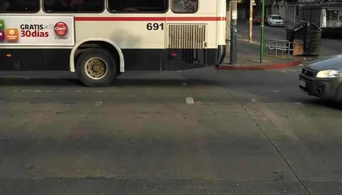 Cambio Pernas -  Videos - Montevideo