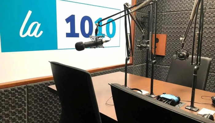 Carve Deportiva 1010 Am -  Interior - Montevideo