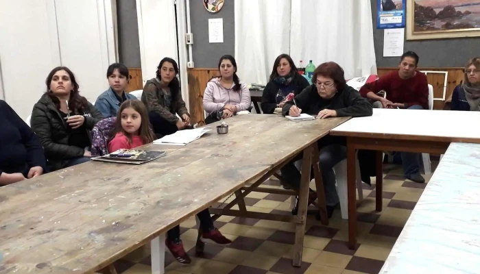 Casa De La Cultura Los Cerrillos -  Comentarios - Los Cerrillos