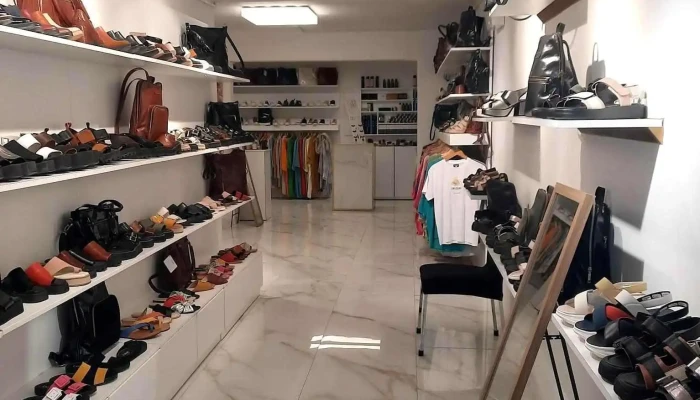 Cici Black - 11300 Montevideo