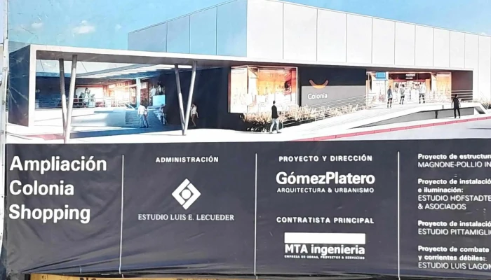 Cine Colonia Shopping -  Abierto Ahora - Col. del Sacramento