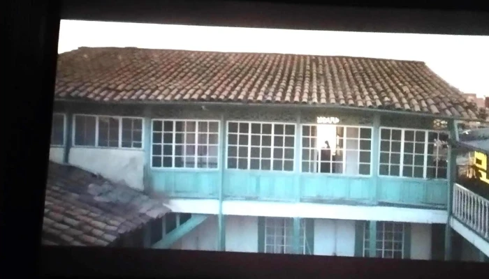 Cine Colonia Shopping -  Videos - Col. del Sacramento