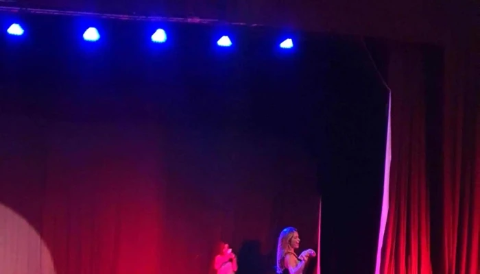 Cine Teatro Cantegril -  Donde - Punta del Este