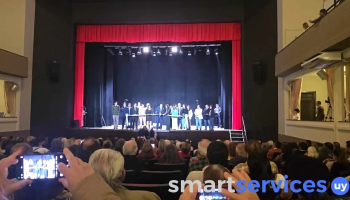 Cine Teatro Municipal -  Videos - Treinta y Tres