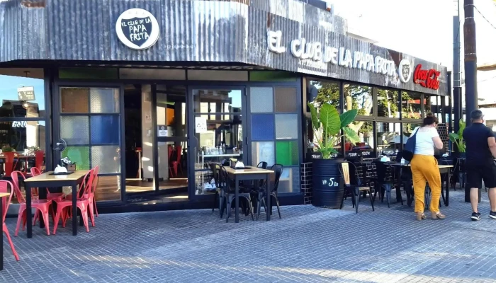 Club de la Papa Frita - 11800 Montevideo