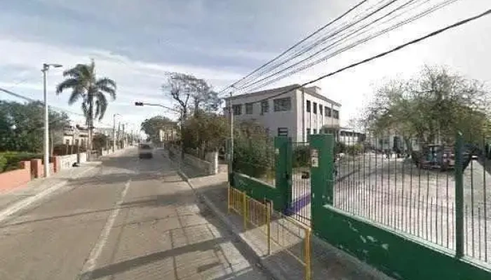 Colegio Adventista Del Prado -  Cerca De Mideg - Montevideo