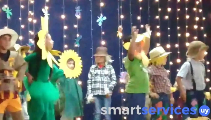 Colegio Elisa Queirolo De Mailhos -  Videos - Montevideo