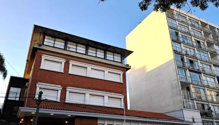 Colegio Juan Zorrilla De San Martin   Maristas Mas Recientes - Montevideo