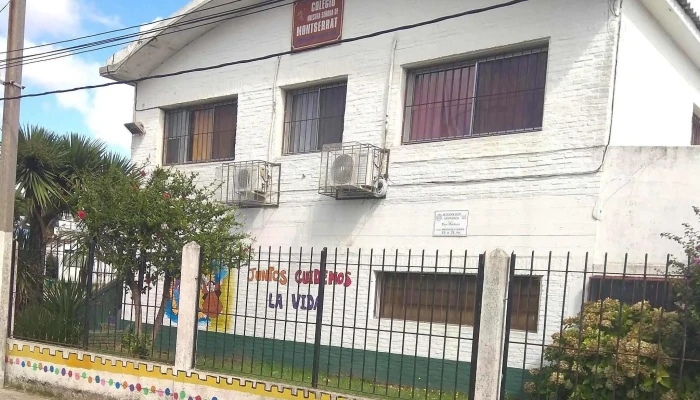 Colegio Nuestra Sra De Montserrat Opiniones - Montevideo