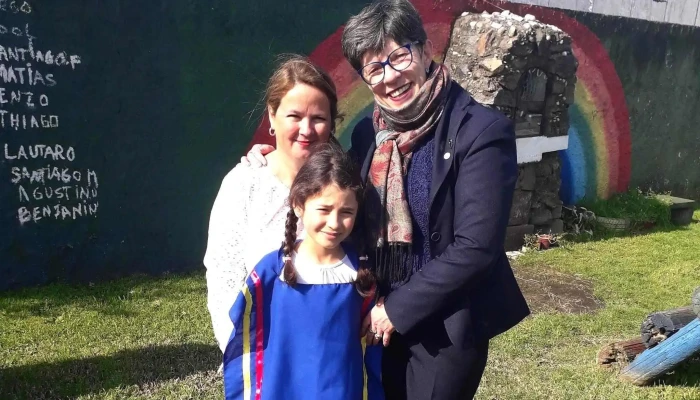 Colegio Nuestra Sra De Montserrat Videos - Montevideo