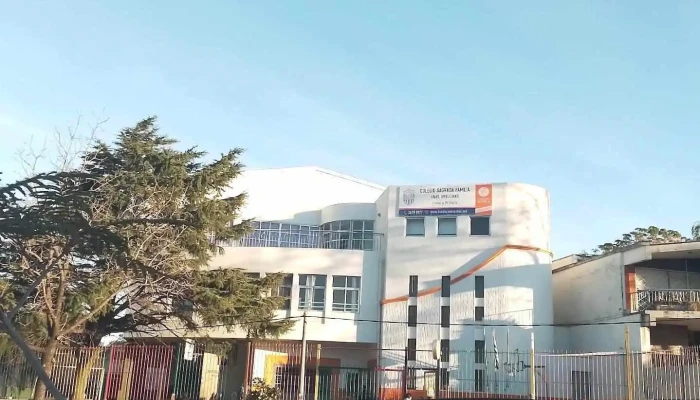 Colegio Sagrada Familia (hh. Ursulinas) - Montevideo