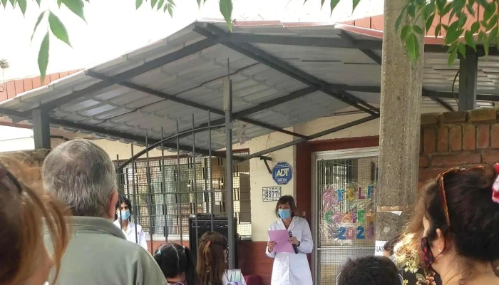 Colegio Y Liceo America Comentarios - Montevideo