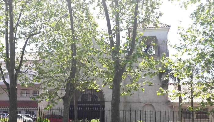 Colegio Y Liceo Clara Jackson De Heber -  Videos - Montevideo
