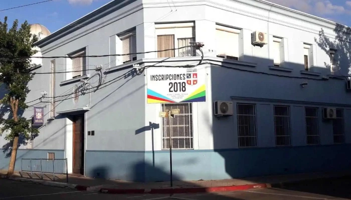 Colegio Y Liceo Sagrada Familia -  Abierto Ahora - San José de Mayo