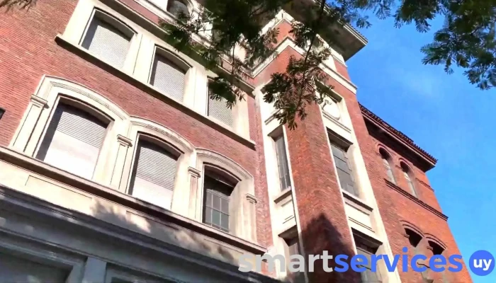 Colegio Y Liceo Sagrada Familia -  Videos - Montevideo