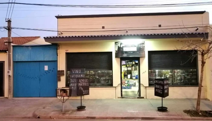 Comercial Varguitas - 40063 Rivera
