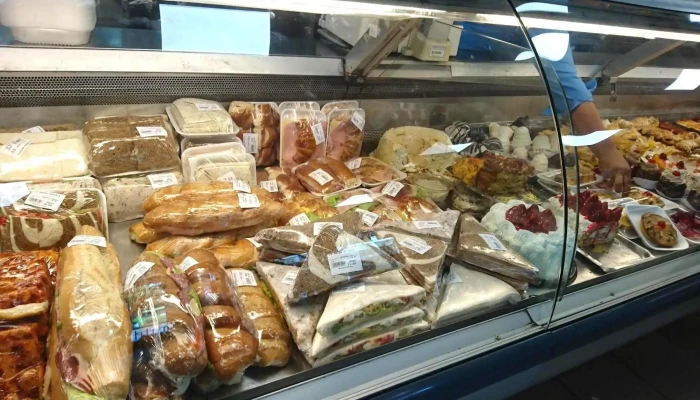 Confitería Nueva Rossell - 11200 Montevideo