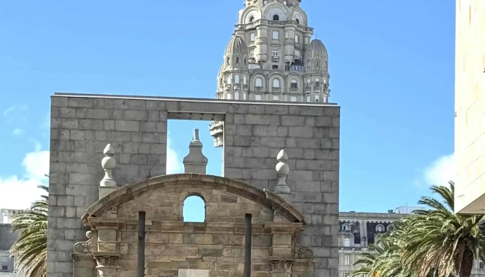 Curioso Free Tour -  Sitio Web - Montevideo