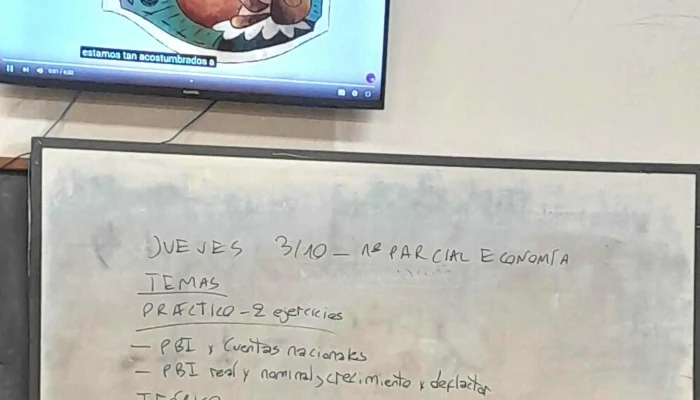 Dgetp -    Utu   Escuela Tecnologica Superior De Administracion Y Servicios Prado Telefono - Montevideo
